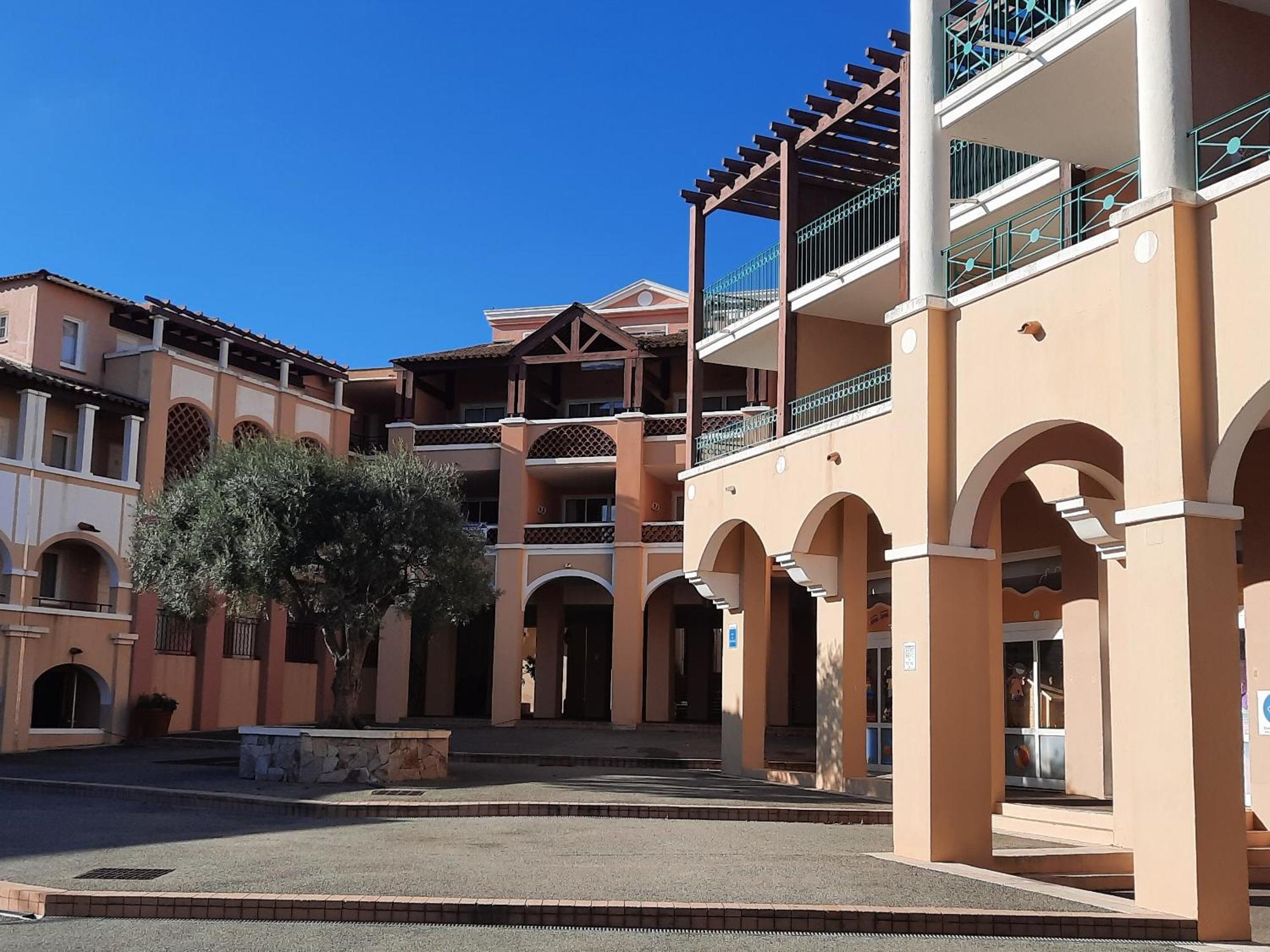 Huuummm C'Est La ! Beau T2 Cap Esterel Village Avec Clim ! Saint-Raphaël Zewnętrze zdjęcie
